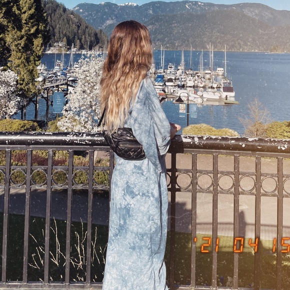 Tie dye flowy cover up - Picture 1 of 4